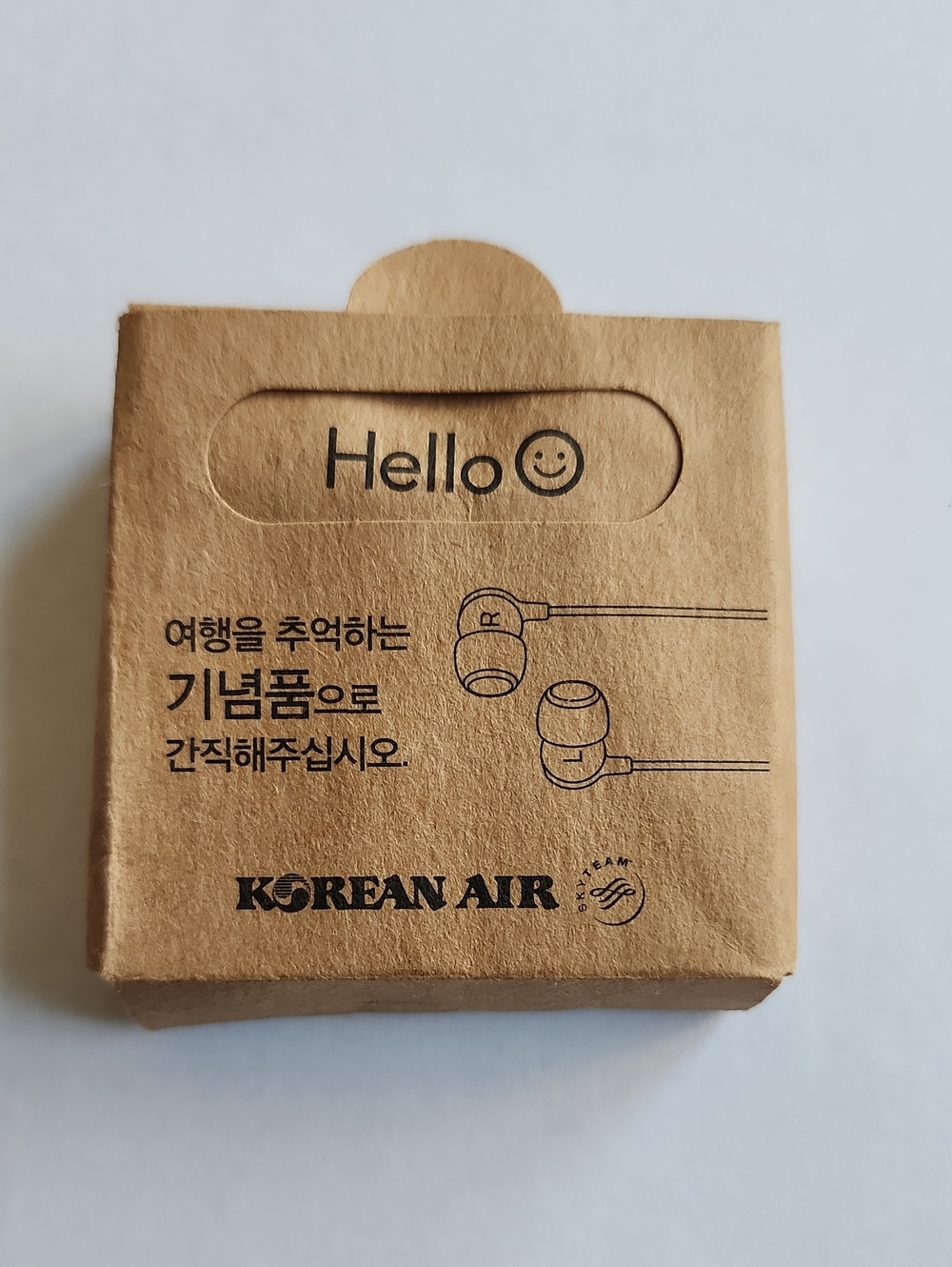 Korean Air Earphones